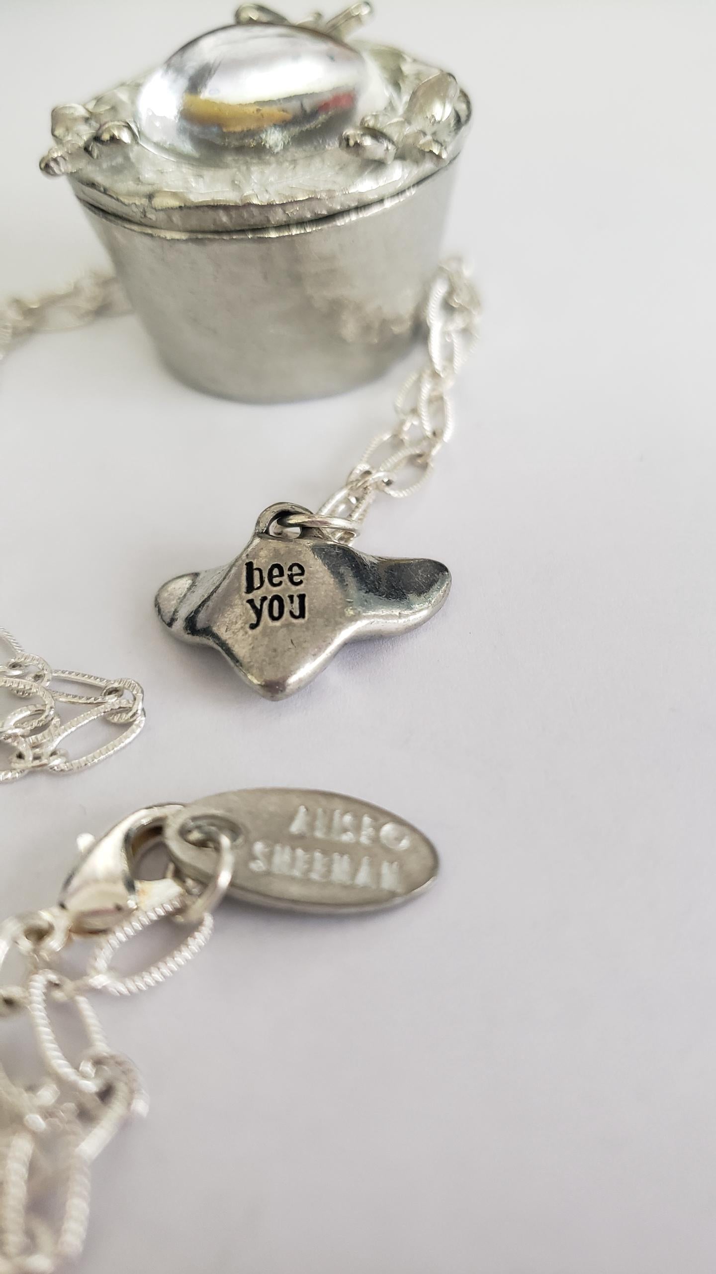 Wishnest By Alise Sheehan Bee Keeper Box and Pendant Set