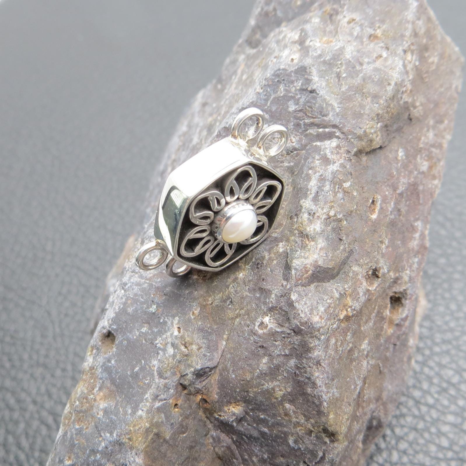 2-Strand Sterling Bali Connector w/ Pearl