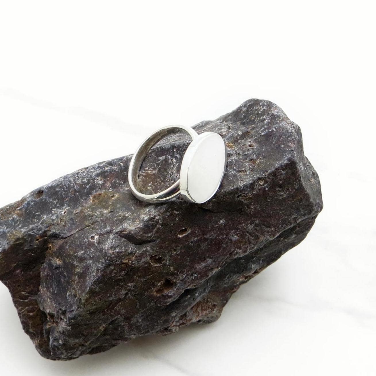 Sterling Silver Engravable Ring - 11 x 15mm Oval Face -Size 4.75