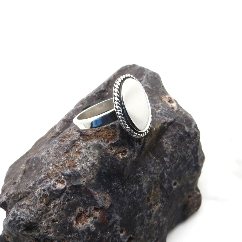Sterling Silver Engravable Ring - Rope Border w/ Oval Face - Solid Band - Size 5