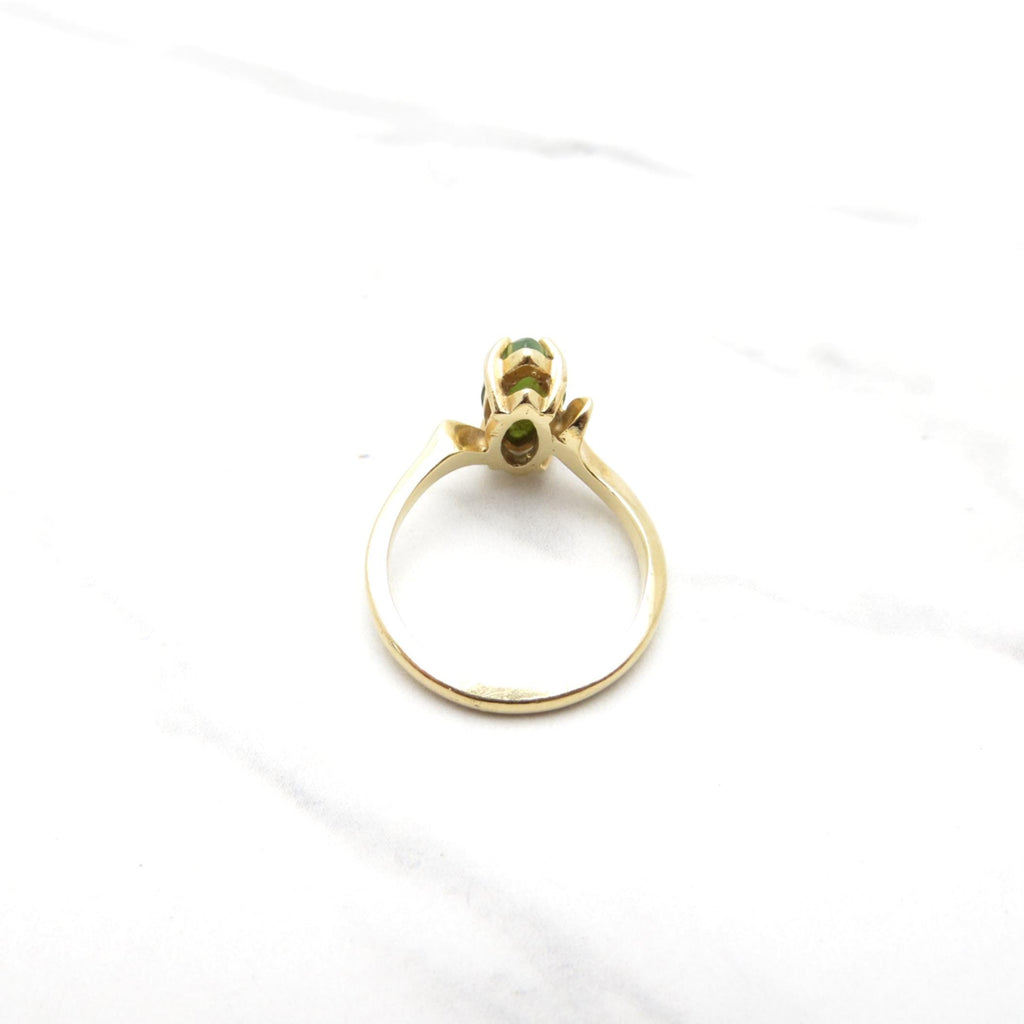Vintage 10kt HGE Gold Ring with Marquise Cut Green Jade Center Stone - Size 6