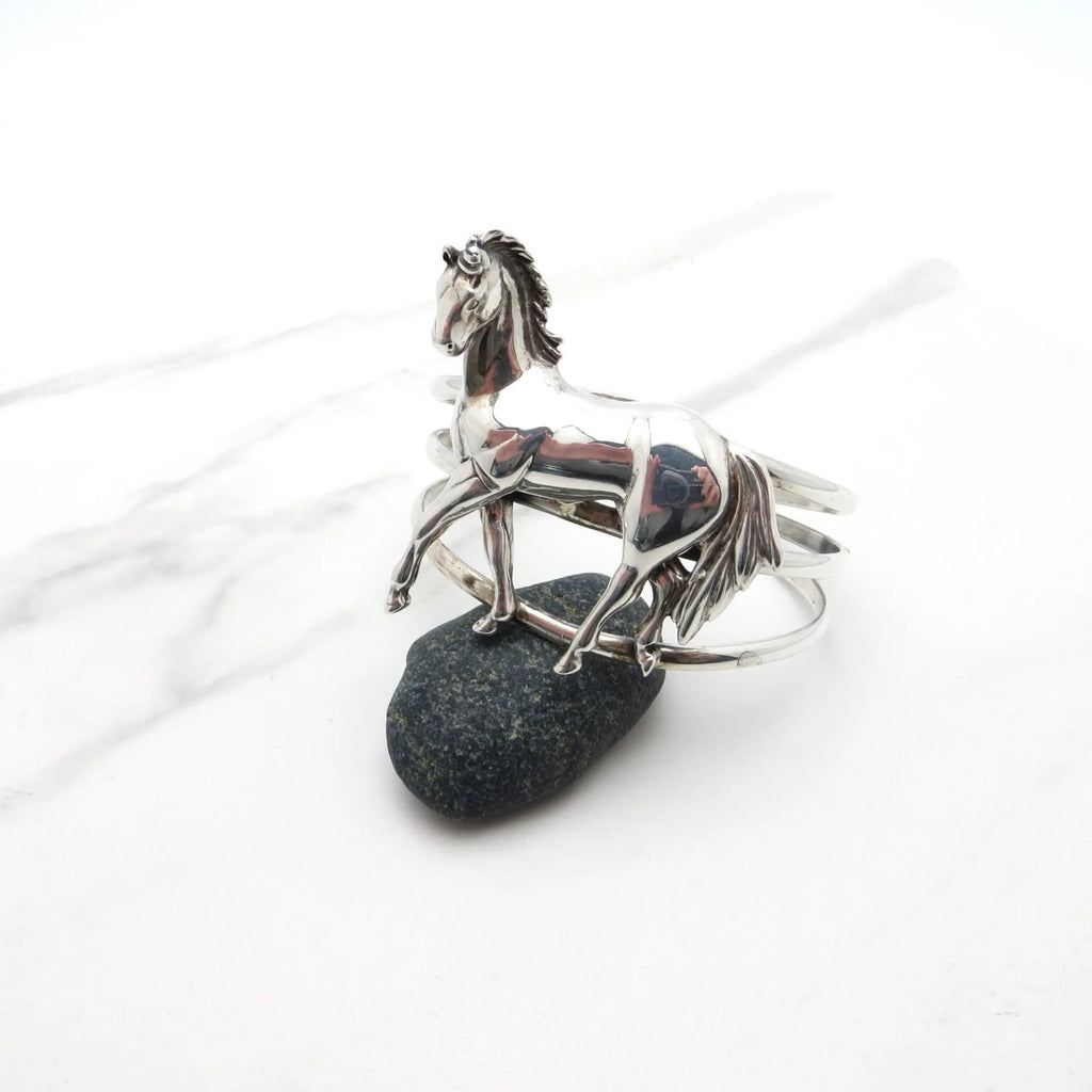 Vintage Sterling Silver Southwestern Navajo Horse Cuff Bracelet