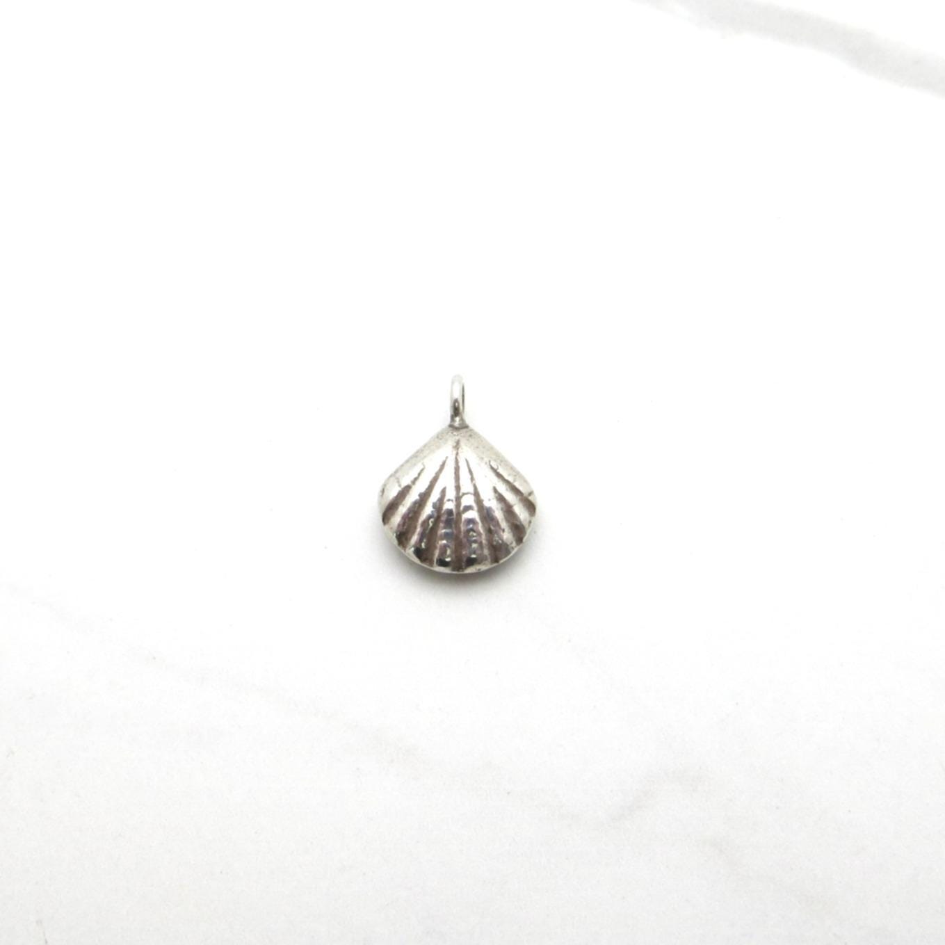 Karen Hill Tribe Thai Silver Shell Charm - 19x15x7mm